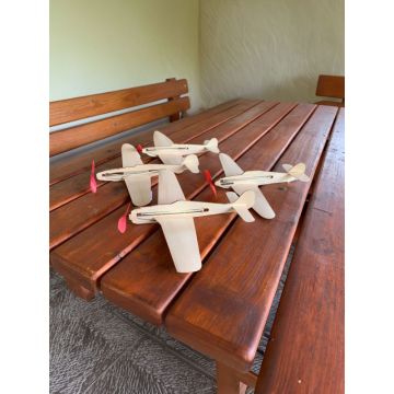 KOMBIPACK: 4 LASERTEILESÄTZE GUMMIMOTOR-FREIFLUGMODELLE FW 190, BF 109, SPITFIRE & HAWKER HURRICANE