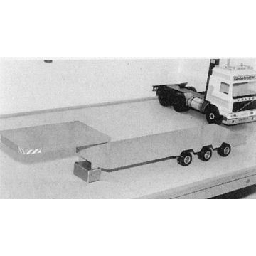 BAUPLAN TIEFLADE- SATTELSCHLEPPER
