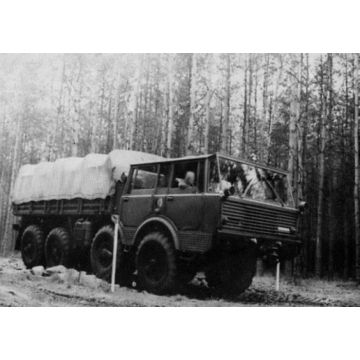 Construction plan Tatra 813 6x6 and 8x8